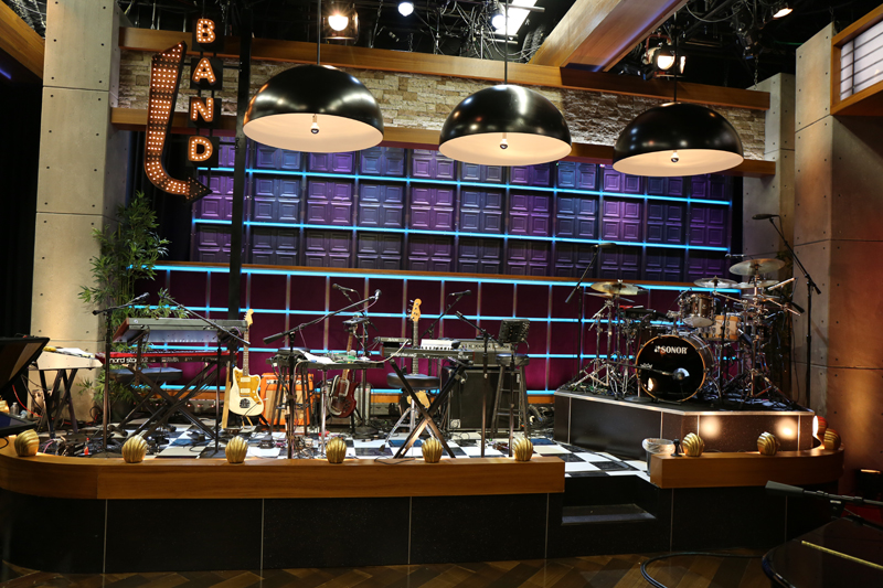 Heres Your Photo Tour Of The Late Late Shows New Set The