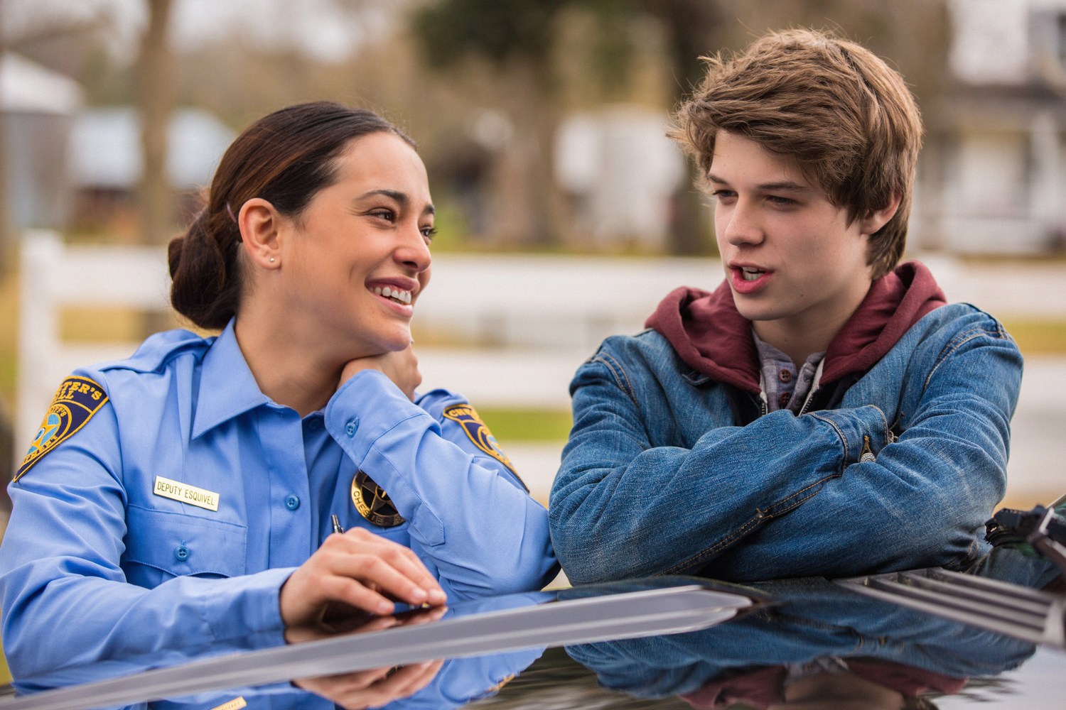 Вв за кадром. Побудь в моей шкуре (джонатан глейзер, 2013). Бритт робертсон под куполом. Under the graveyard оззи осборн. Эй джей лангер люди под лестницей.