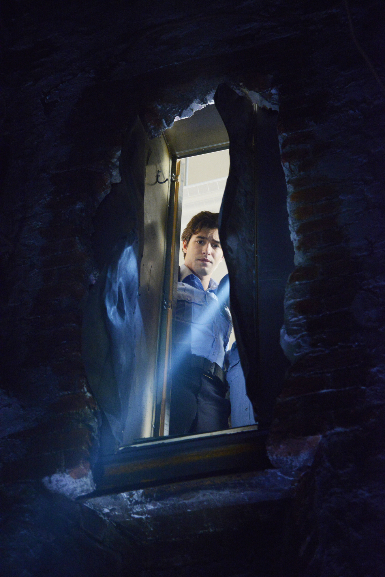 Season 2 Episode 5 - Under The Dome - CBS.com