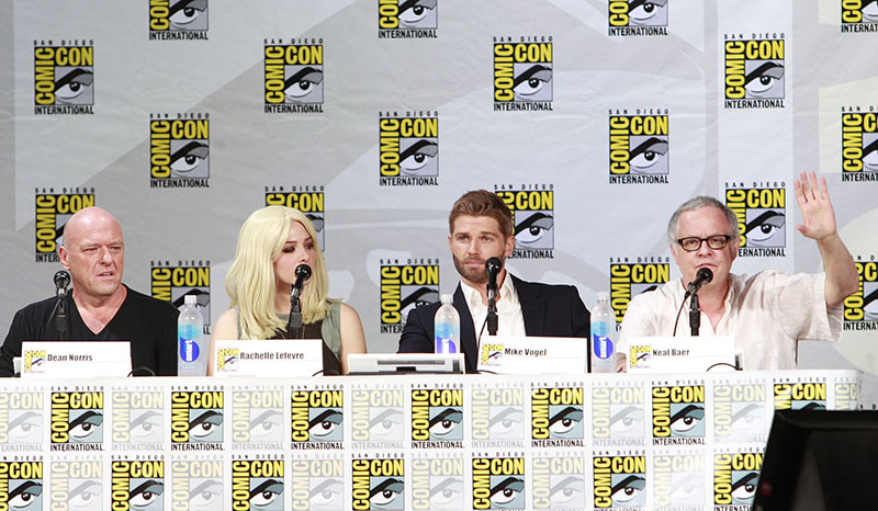Under The Dome Comic-Con 2014 Panel