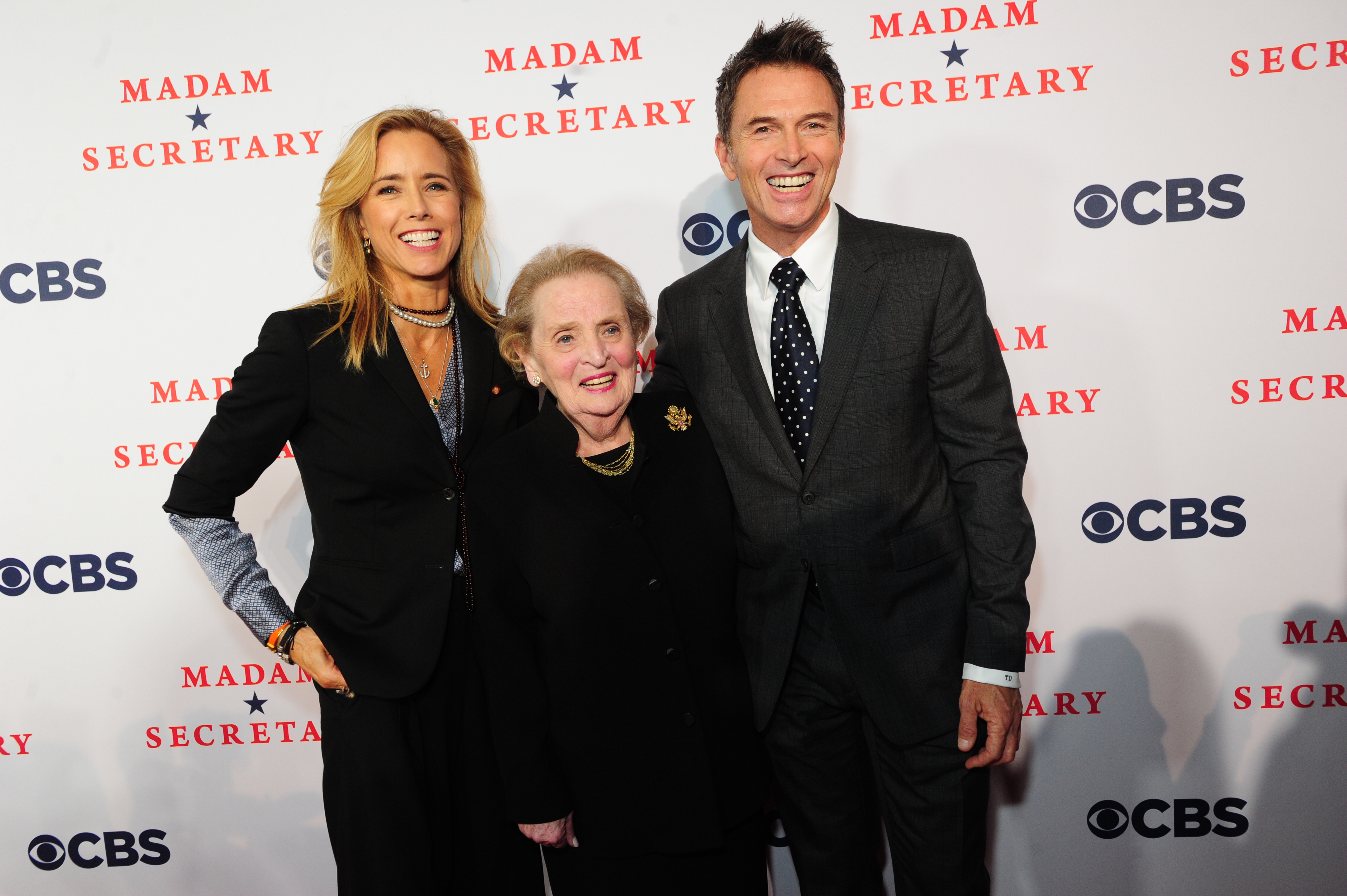 Téa Leoni, Madeleine Albright, Tim Daly