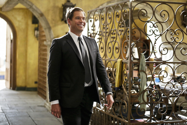 Agent DiNozzo arrives in Los Angeles