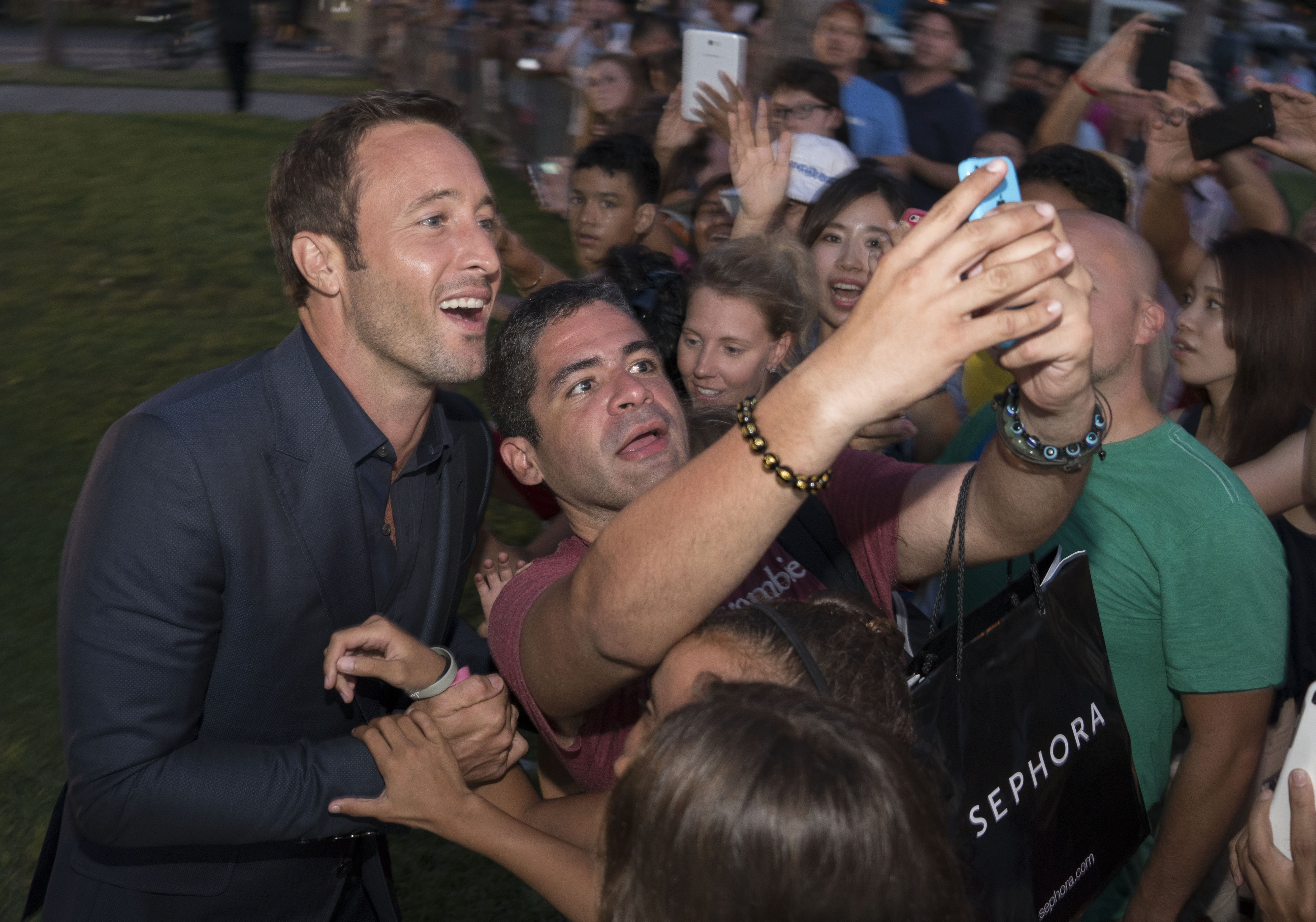 Alex O'Loughlin