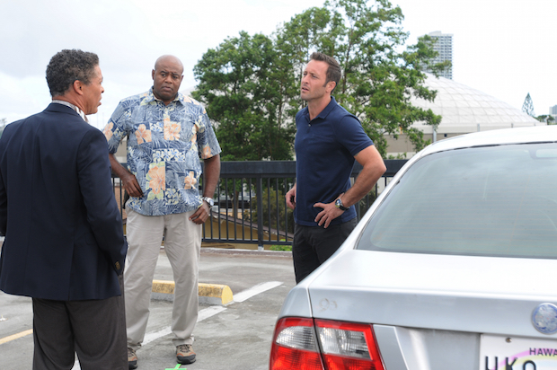 Dominic Hoffman as Dean Andrew Letoa, Chi McBride as Captain Lou Grover, and Alex O’Loughlin as Steve McGarrett