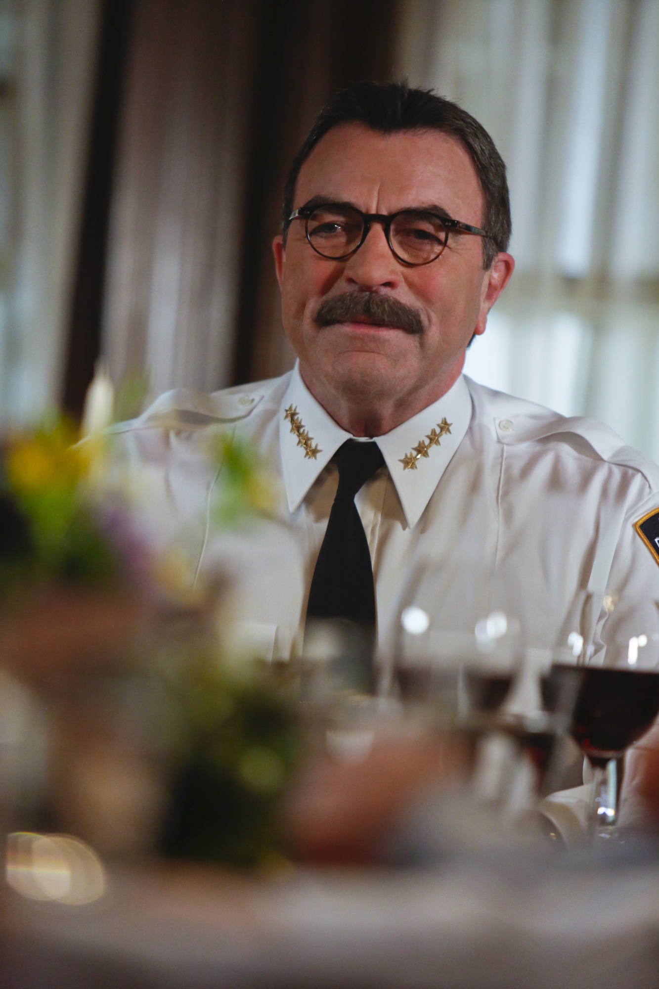 tom selleck blue bloods eyeglasses