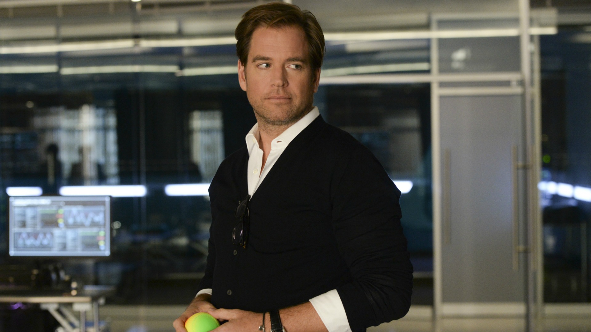 Bull Is Driven To Save His Client - Bull Photos - CBS.com1920 x 1080
