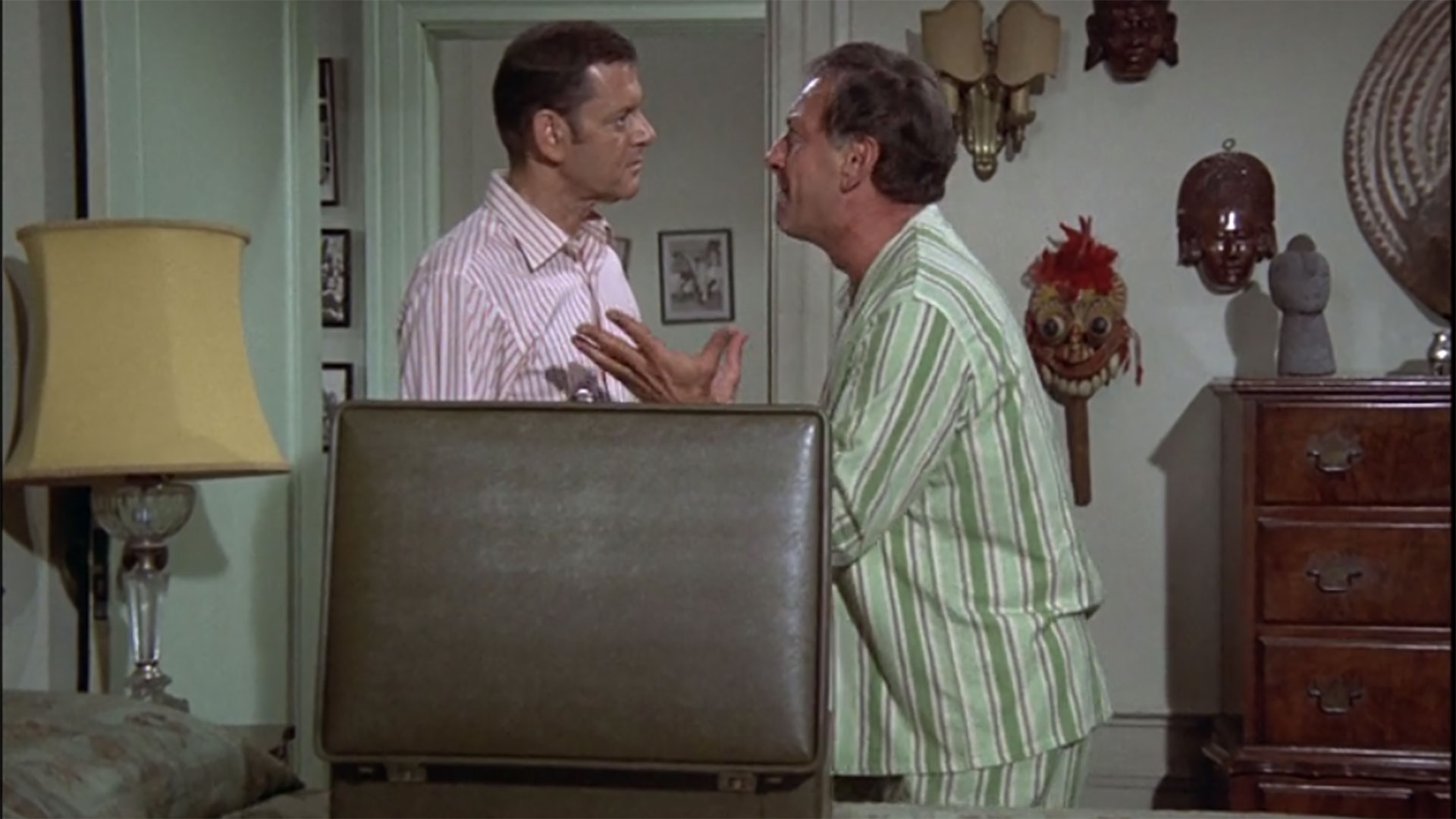 The Odd Couple – SE1 – Ep10 – Felix Is Missing