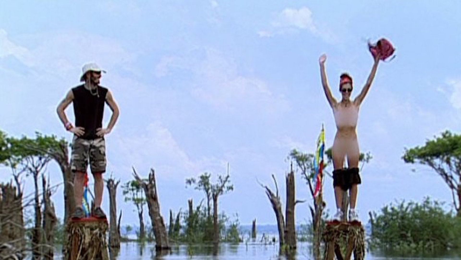 Jenna Morasca and Heidi Strobel take it all off on Survivor: The Amazon