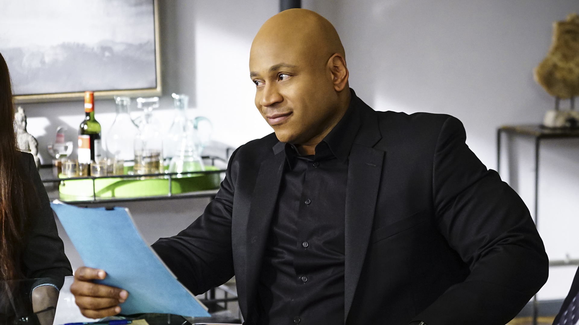 ncisla_sam_hanna_4_0.jpg