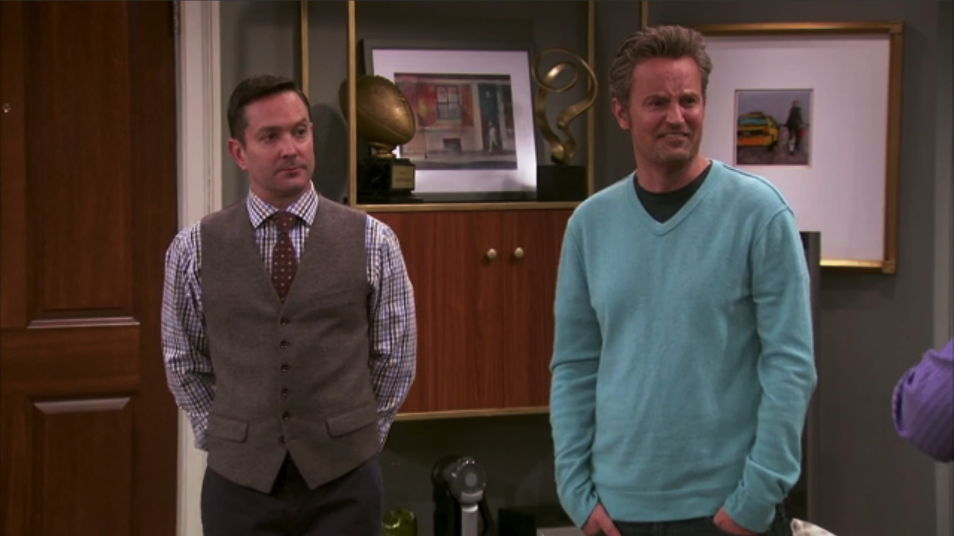 Let's take a look back at where we left off on The Odd Couple.