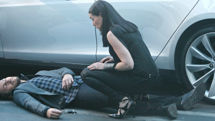 Quinn is put in a stressful situation.
