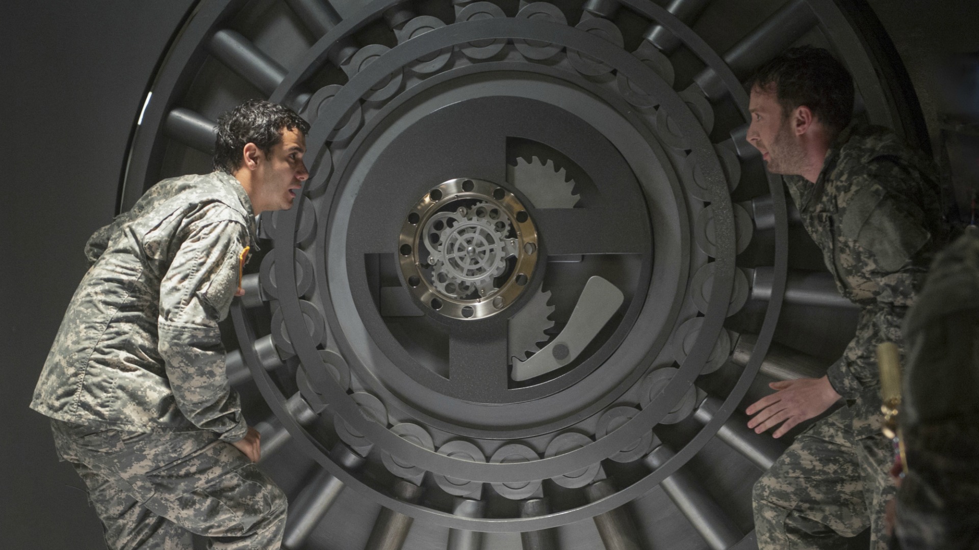 Elyes Gabel as Walter O'Brien and Eddie Kaye Thomas as Toby Curtis