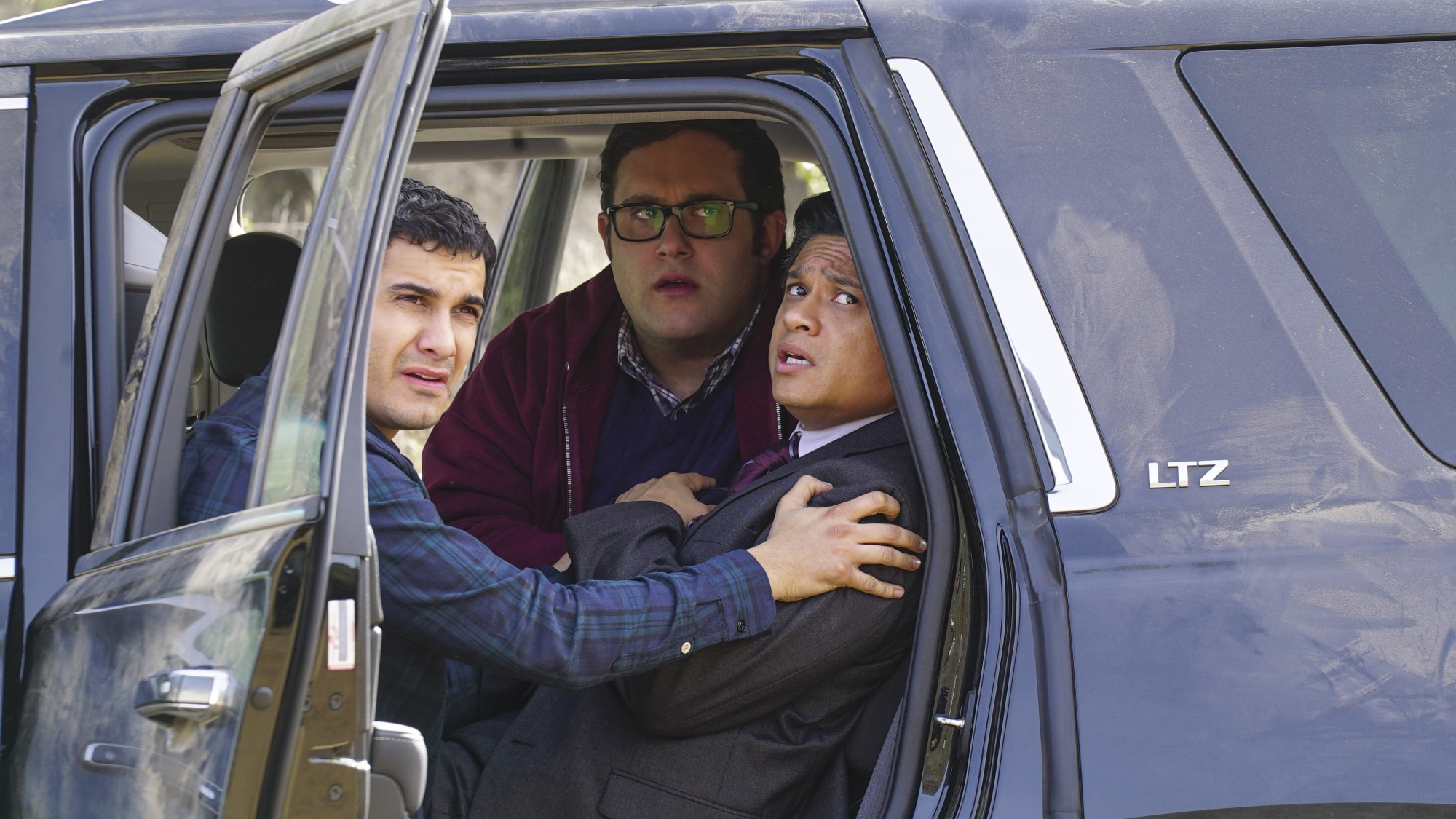 Elyes Gabel as Walter O'Brien and Ari Stidham as Sylvester Dodd