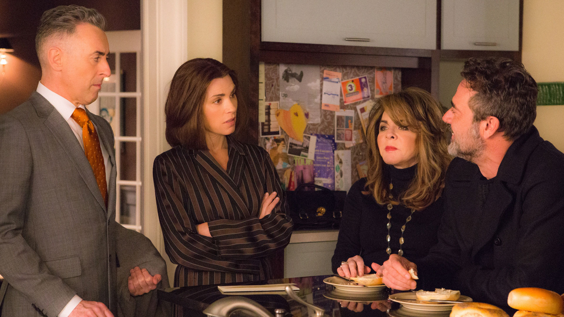 Alan Cumming as Eli Gold, Julianna Margulies as Alicia Florrick, Stockard Channing as Veronica Loy, and Jeffrey Dean Morgan as Jason Crouse