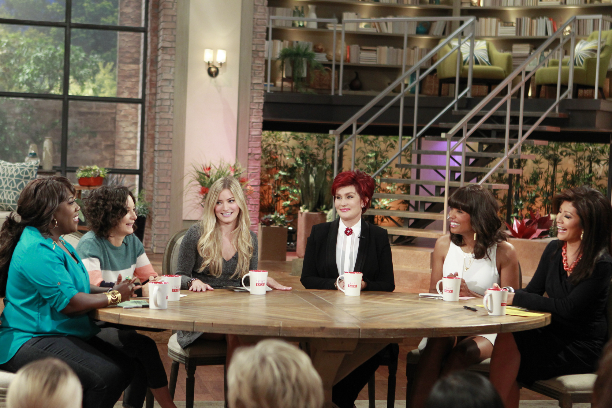 1. Discussing George Clooney with iJustine.