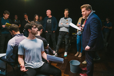 41 Photos Of Jonas Brothers Behind The Scenes At Late Late Show