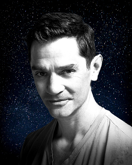 Next photo of James Frain